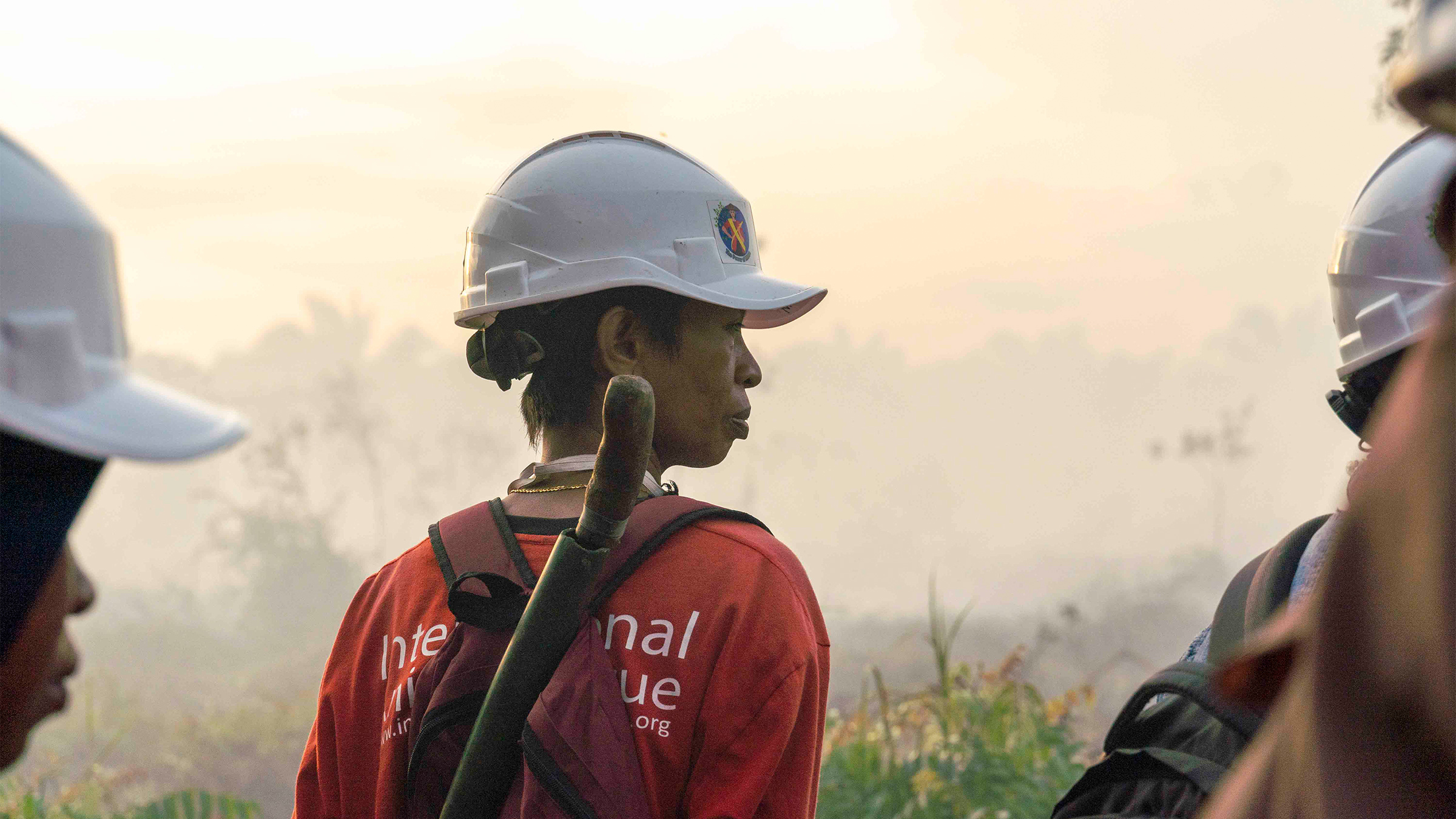 The all-women crew fighting Indonesia's peatland fires